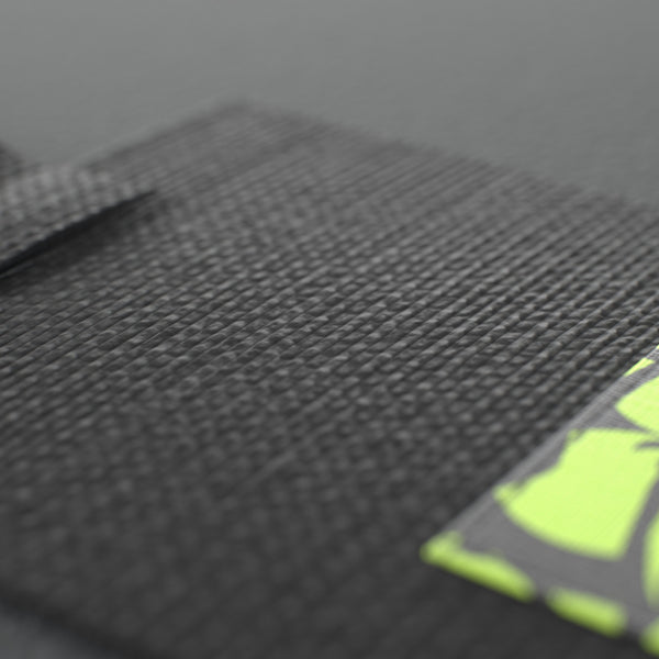 VOLT elastic wrist wraps, Original (lime print), close-up of the elastic knit #Original