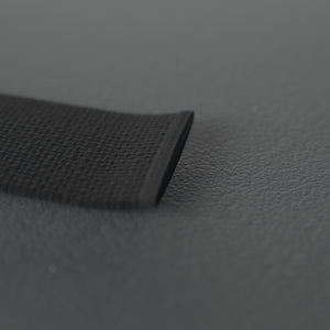 VOLT lifting straps, BlackEdition (grey bolt), close-up of the strap end #BlackEdition